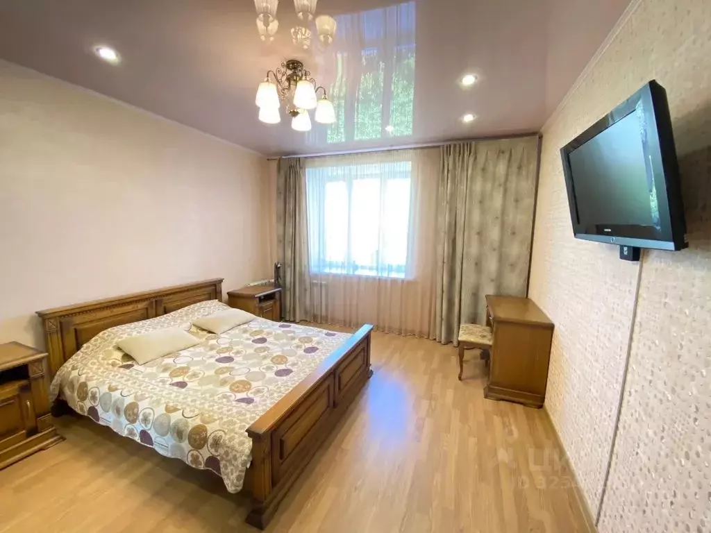 2-к кв. Татарстан, Казань ул. Павлюхина, 37 (65.0 м) - Фото 1