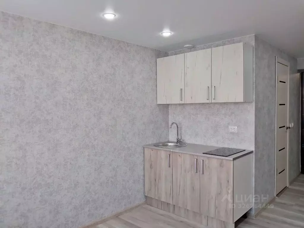 Студия Красноярский край, Красноярск ул. Курчатова, 2 (18.0 м) - Фото 1