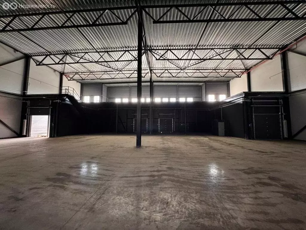 Склад (1630 м) - Фото 1