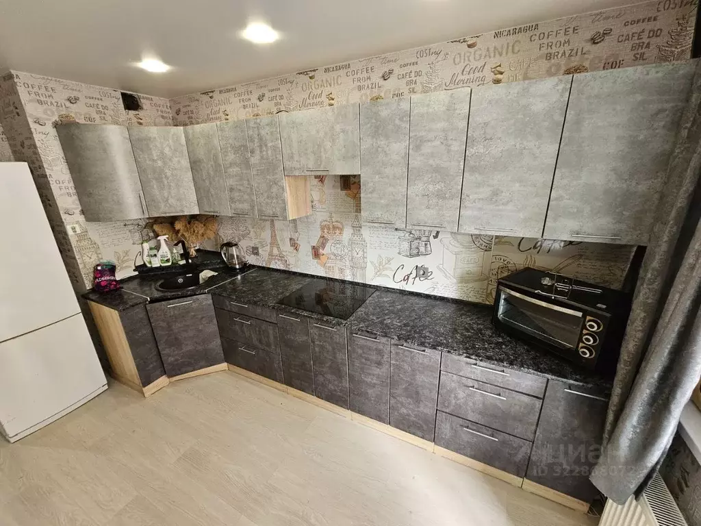 2-к кв. Приморский край, Владивосток Снеговая Падь мкр, ул. Адмирала ... - Фото 0