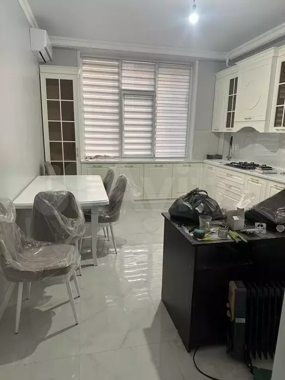 2-к. квартира, 80 м, 1/6 эт. - Фото 0