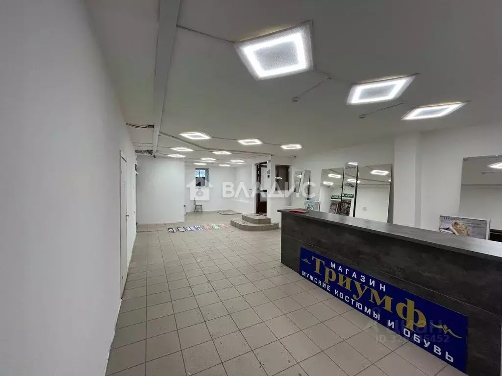 Помещение свободного назначения в Карелия, Петрозаводск просп. ... - Фото 1