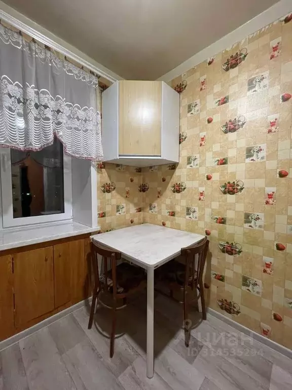 2-к кв. Марий Эл, Йошкар-Ола ул. Строителей, 19 (42.9 м) - Фото 1