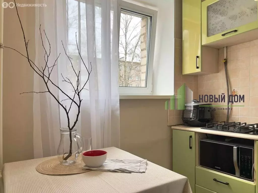 1-комнатная квартира: Великий Новгород, микрорайон Волховский, Дачная ... - Фото 1