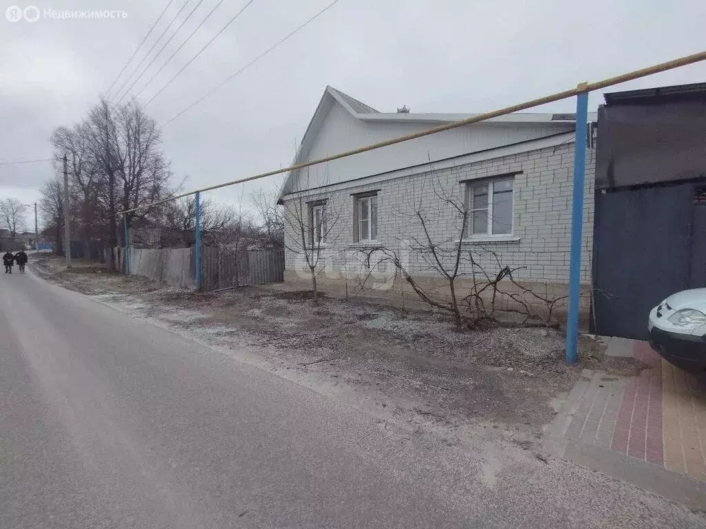 Дом в село Погореловка, Пролетарская улица (98 м) - Фото 1