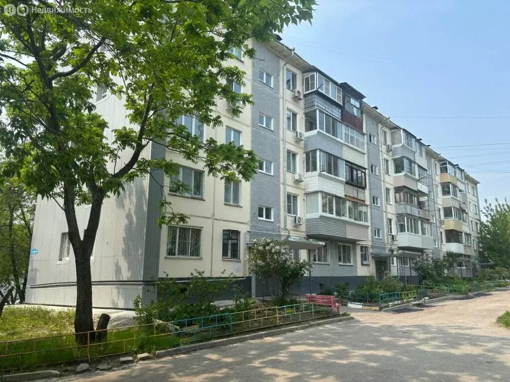 3-комнатная квартира: Хабаровск, микрорайон Северный, улица ... - Фото 0