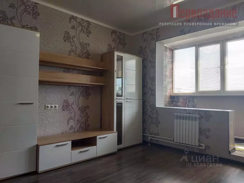 3-к кв. Астраханская область, Астрахань Курская ул., 80 (63.3 м) - Фото 0