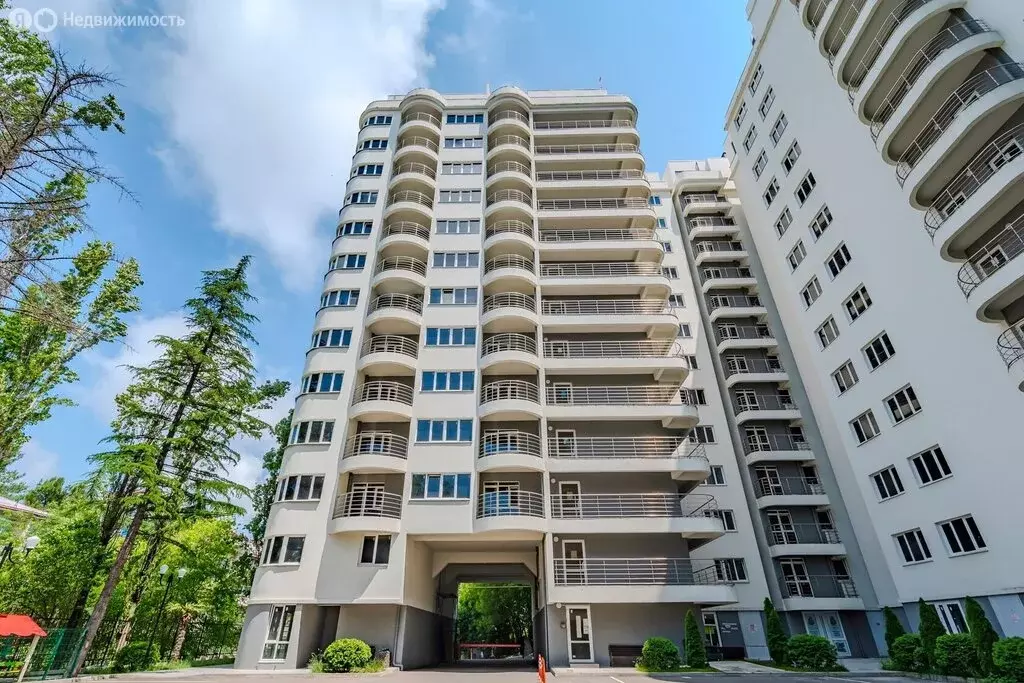 1-комнатная квартира: Сочи, Туапсинская улица, 19 (39.2 м) - Фото 1