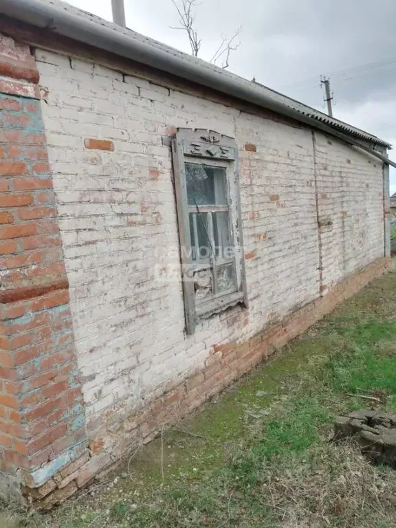 Дом в Калмыкия, Городовиковский район, с. Дружное Лиманная ул. (71 м) - Фото 0