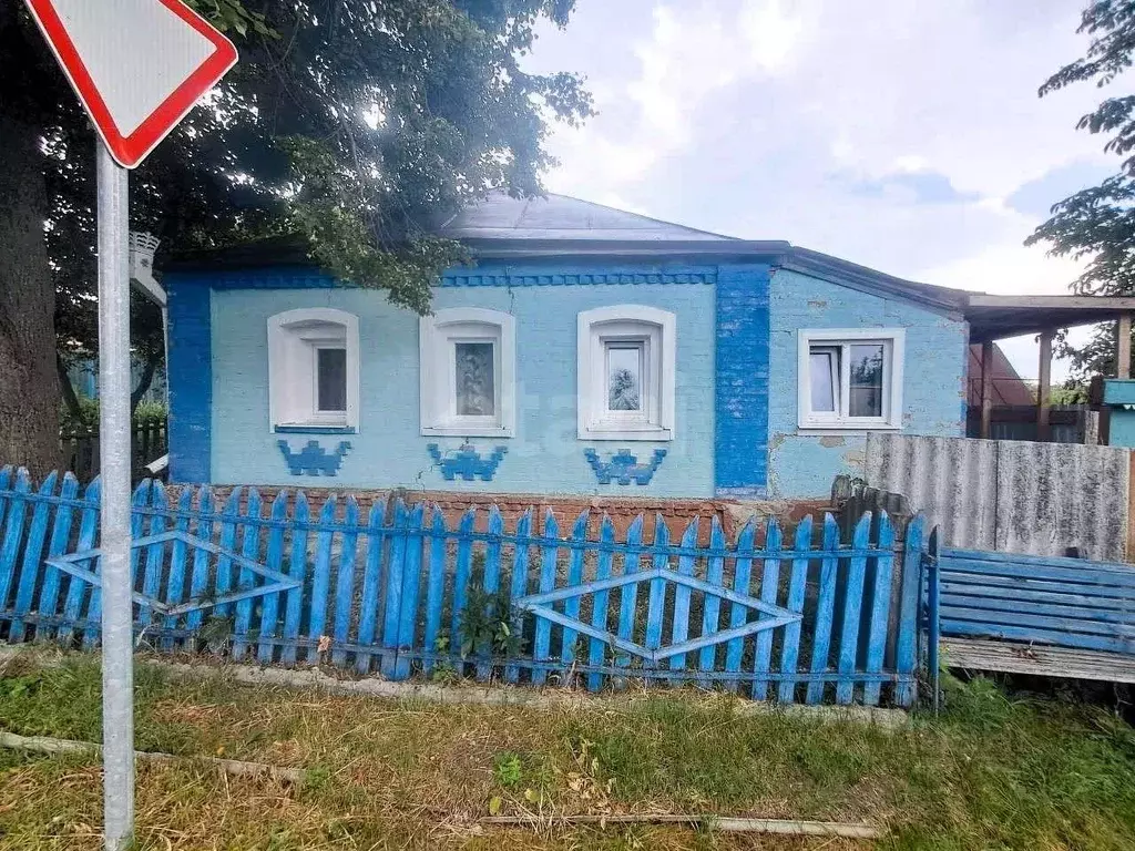 Дом в Белгородская область, Валуйский муниципальный округ, с. Орехово ... - Фото 0