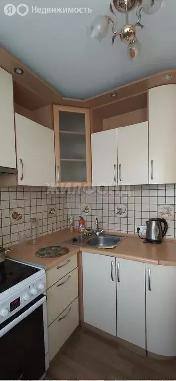 2-комнатная квартира: Новосибирск, улица Ватутина, 55 (42.8 м) - Фото 0