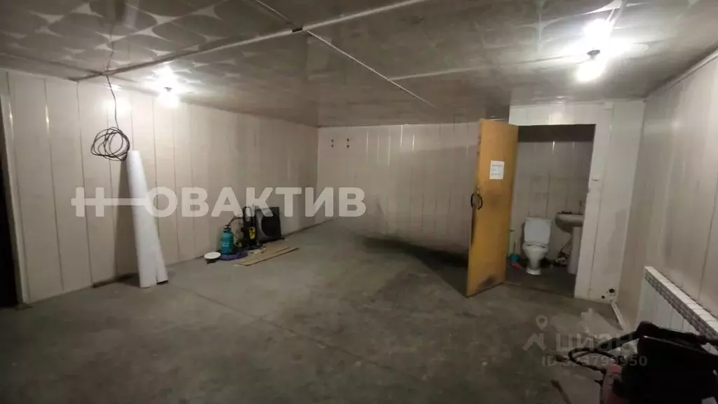 Торговая площадь в Новосибирская область, Карасук Автобазовская ул., 4 ... - Фото 1