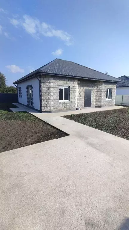 Дом в Самарская область, Ставропольский район, с. Подстепки Волжская ... - Фото 1