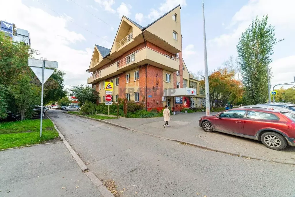Офис в Свердловская область, Екатеринбург ул. Бажова, 132 (56 м) - Фото 1