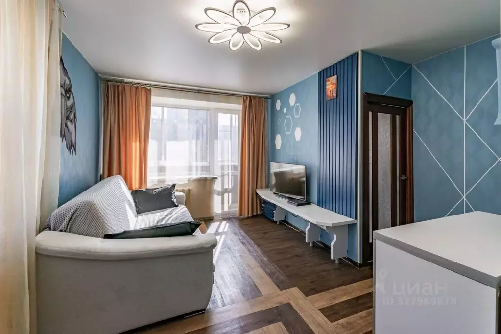 1-к кв. Свердловская область, Екатеринбург ул. Фурманова, 55 (31.3 м) - Фото 1