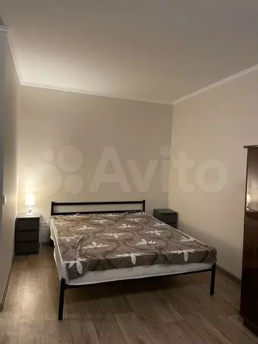1-к. квартира, 40 м, 8/16 эт. - Фото 0