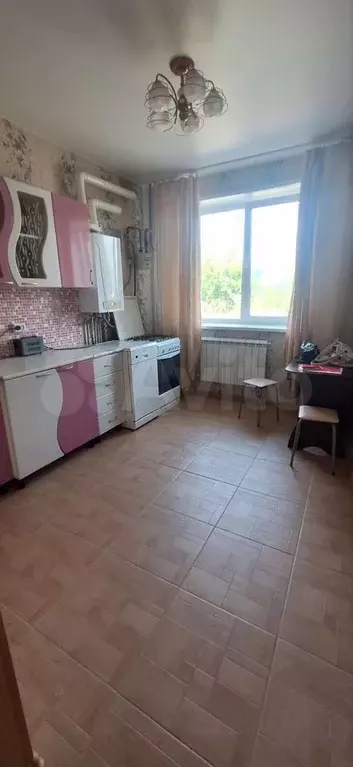 1-к. квартира, 40 м, 1/3 эт. - Фото 1