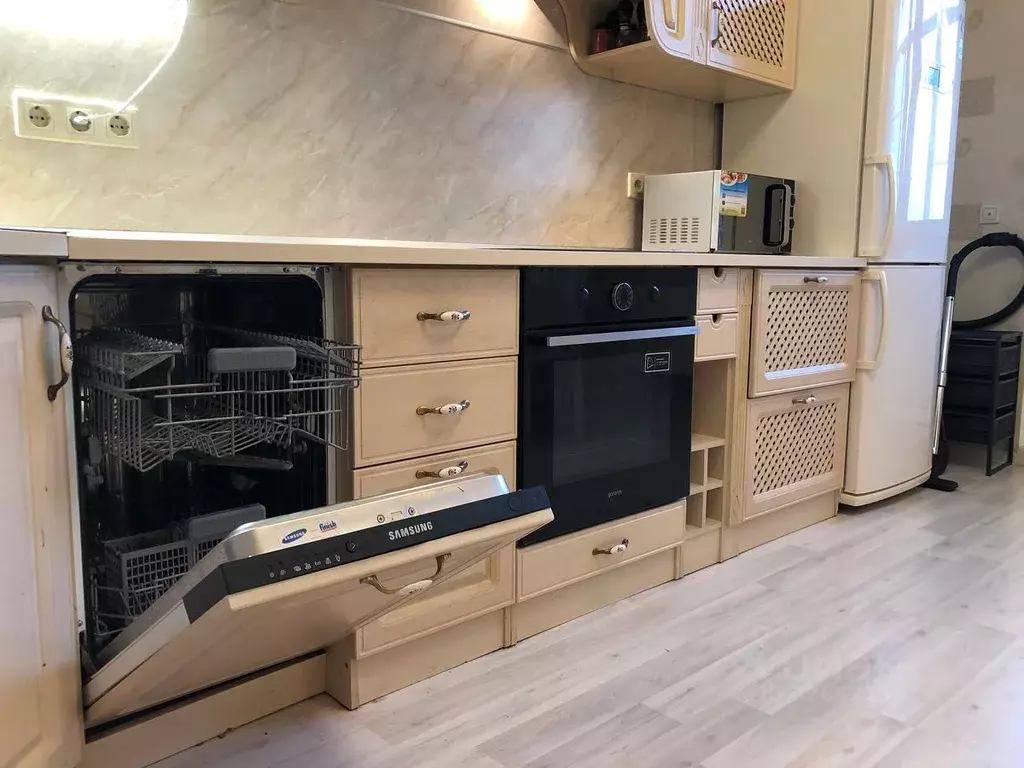 1-к кв. Приморский край, Владивосток Тунгусская ул., 44 (30.1 м) - Фото 1