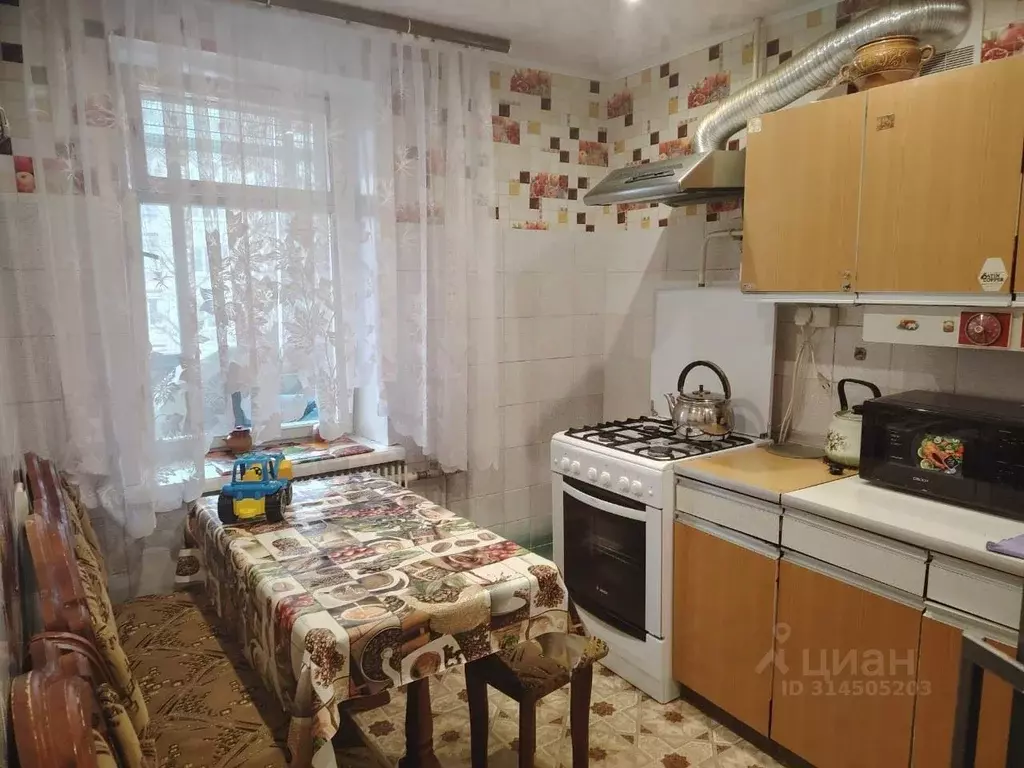 3-к кв. Курская область, Курск ул. Пучковка, 108А (58.0 м) - Фото 0