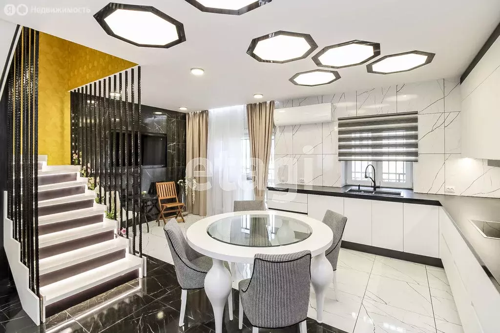 Дом в Тюмень, улица Владимира Соболевского, 1 (140.6 м) - Фото 0