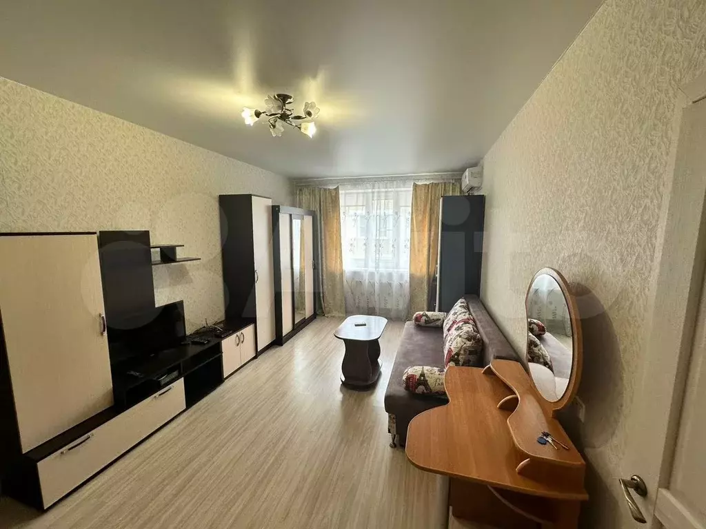 1-к. квартира, 38 м, 2/4 эт. - Фото 0