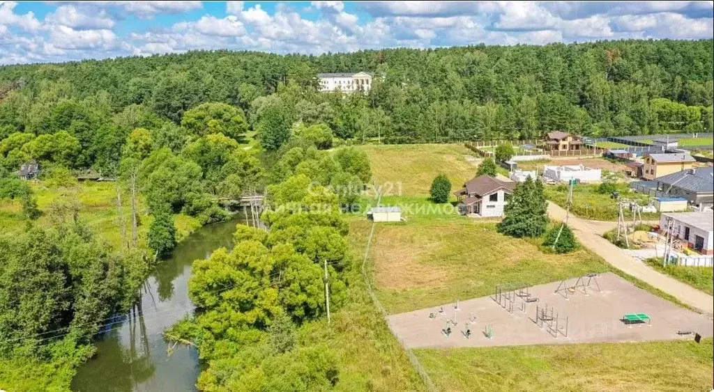 Участок в Московская область, Домодедово городской округ, д. ... - Фото 1