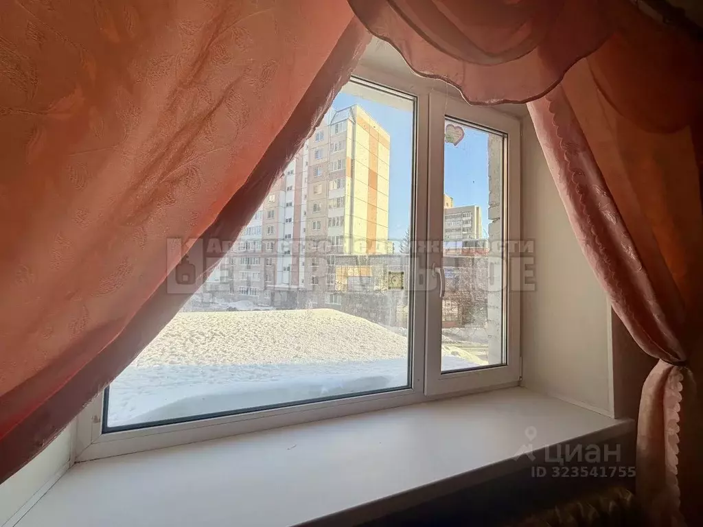 Комната Смоленская область, Смоленск ул. Маршала Соколовского, 12 ... - Фото 2