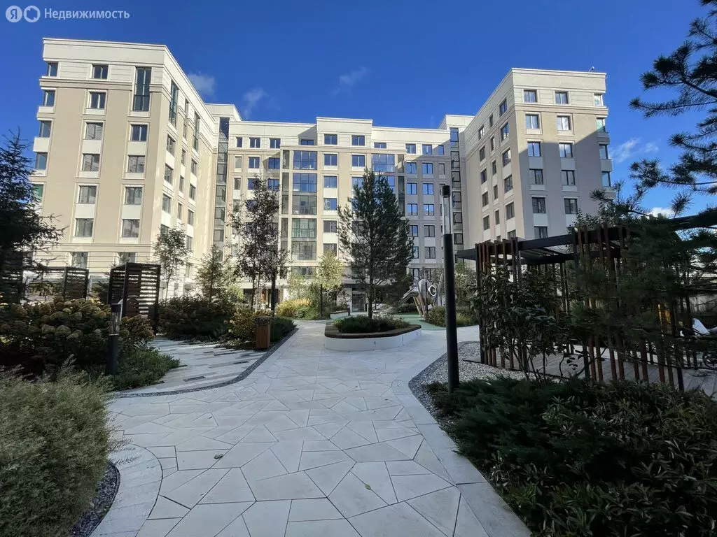 Квартира-студия: Екатеринбург, улица Степана Разина, 23 (106.4 м) - Фото 0