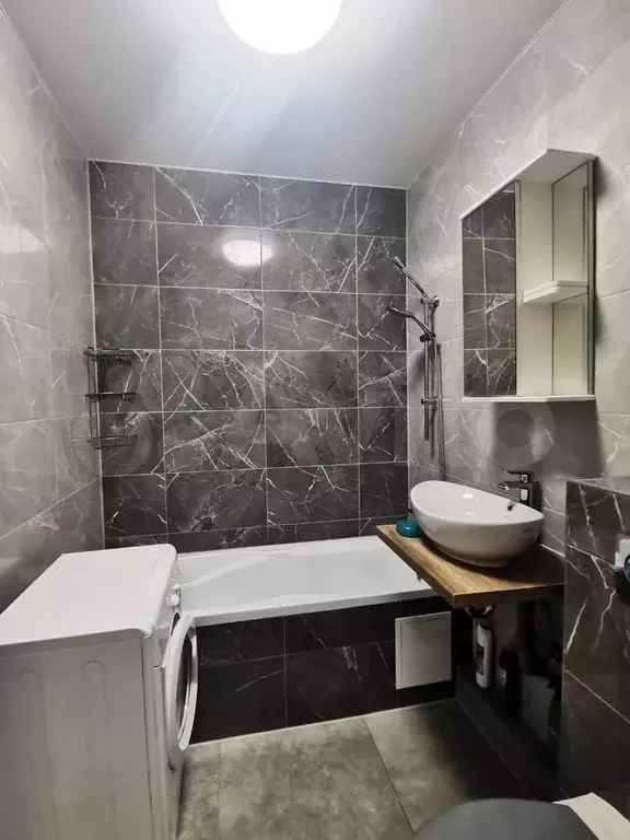 1-к. квартира, 35 м, 1/10 эт. - Фото 0