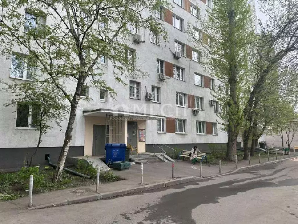 Продается комната в 3-комнатной квартире - Фото 1