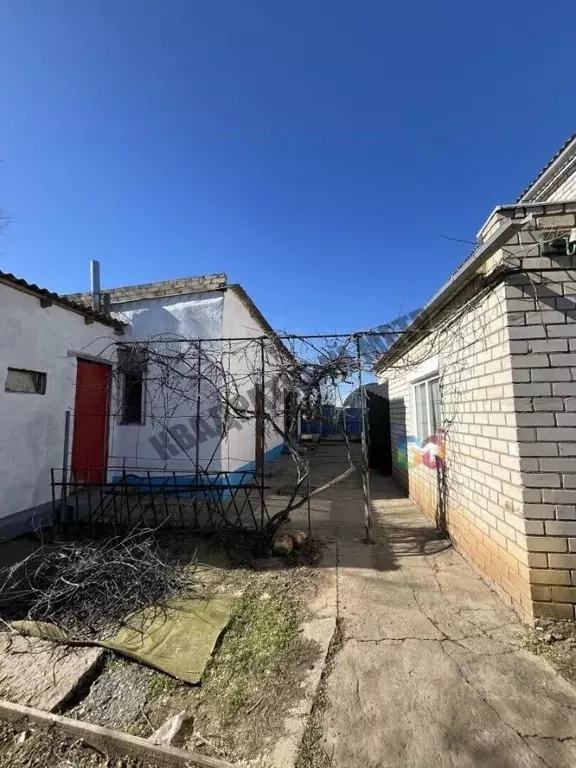 Дом в Калмыкия, Элиста ул. Халхин Гол (123 м) - Фото 2
