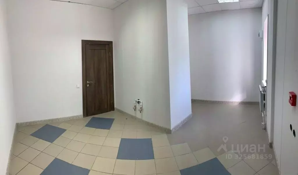 Офис в Новгородская область, Великий Новгород бул. Воскресенский, 4с1 ... - Фото 1