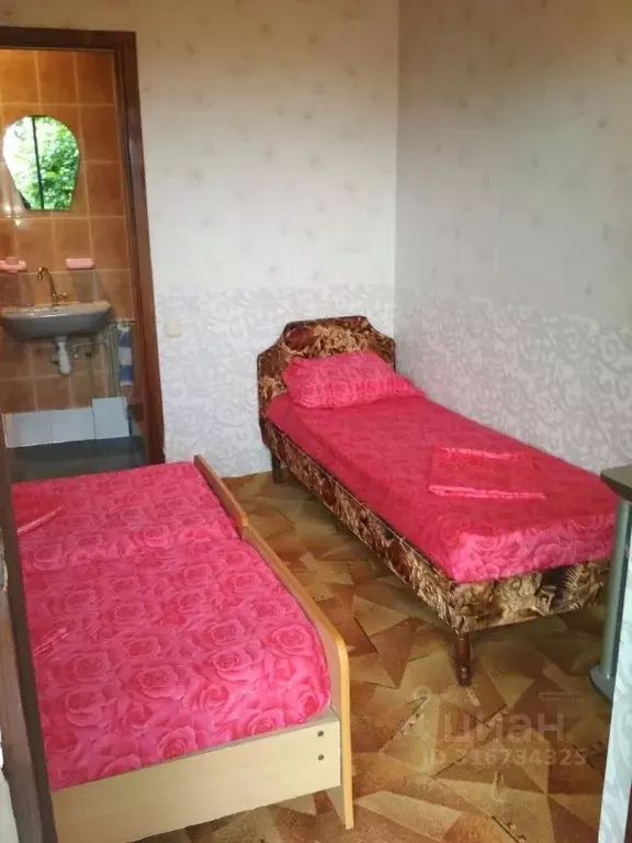 Комната Краснодарский край, Сочи пос. Лоо, ул. Весенняя, 25 (14.0 м) - Фото 0