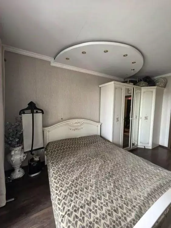 3-к кв. Омская область, Омск ул. Орджоникидзе, 162 (106.4 м) - Фото 1