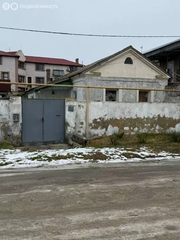 Дом в Евпатория, Симферопольская улица (78.4 м) - Фото 1