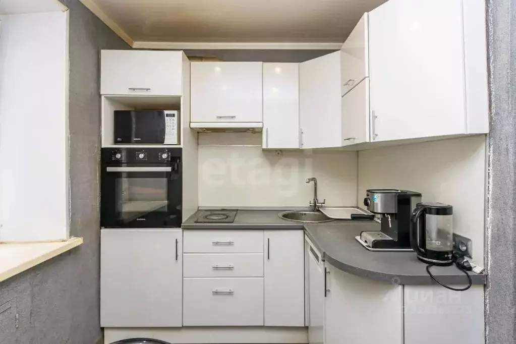 3-к кв. Тюменская область, Тюмень ул. Мира, 2в (60.5 м) - Фото 1