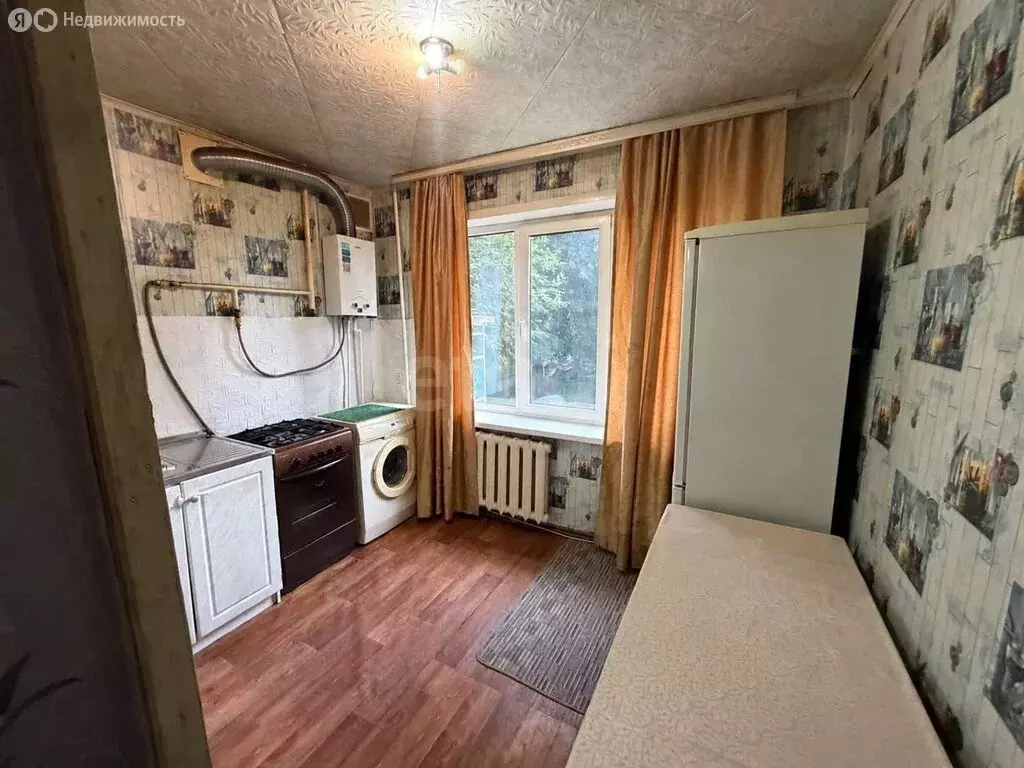 3-комнатная квартира: Донской, микрорайон Новоугольный, улица Кирова, ... - Фото 2