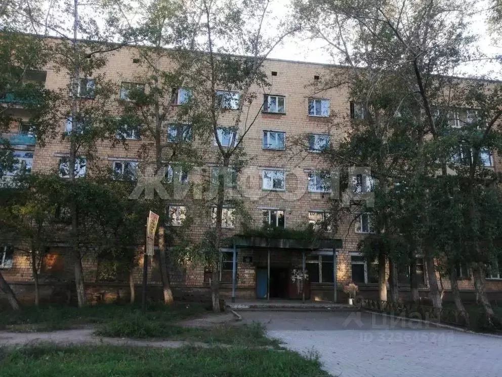 Комната Хакасия, Черногорск ул. Калинина, 17 (12.5 м) - Фото 1