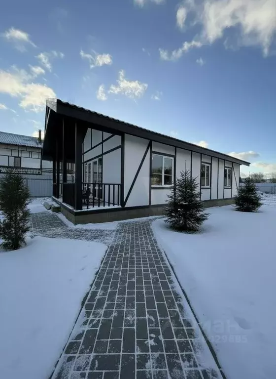 Дом в Московская область, Истра муниципальный округ, д. Качаброво ул. ... - Фото 1