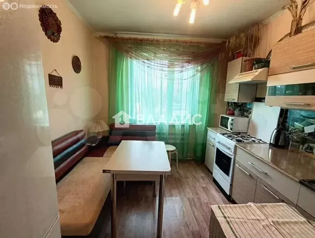 2-комнатная квартира: Ейск, Морская улица, 269 (50 м) - Фото 1