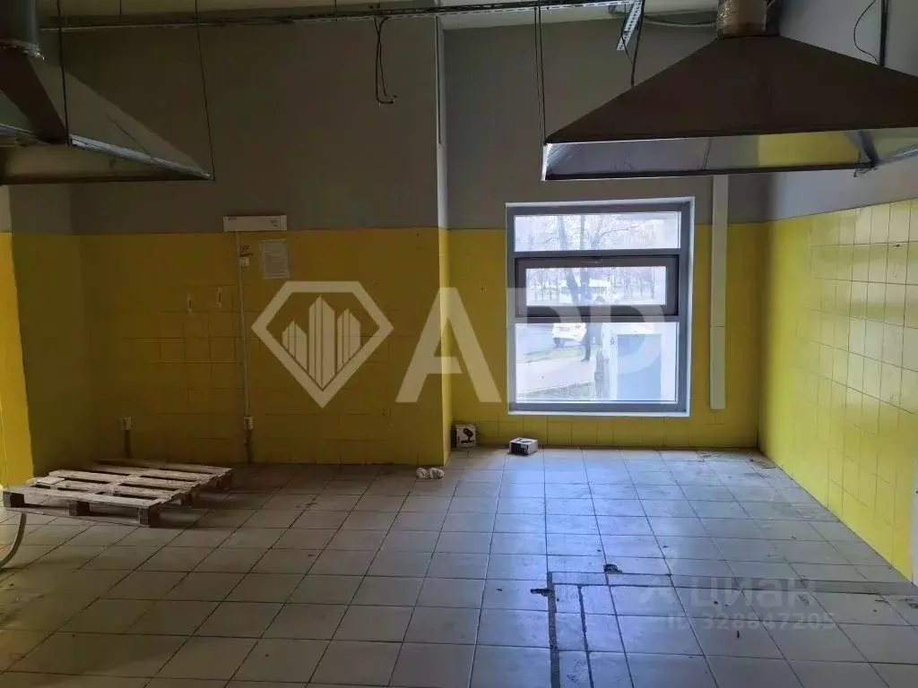 Помещение свободного назначения в Татарстан, Набережные Челны ... - Фото 1