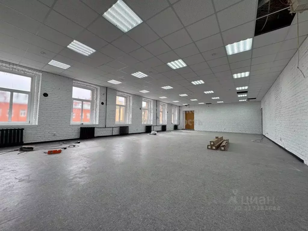 Офис в Санкт-Петербург Пионерская ул., 32 (360 м) - Фото 1