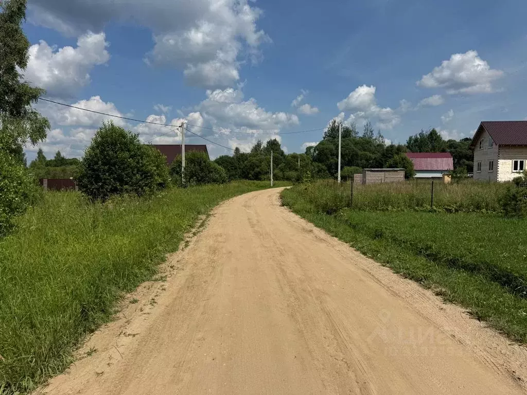 Участок в Тверская область, Кимрский муниципальный округ, д. ... - Фото 1