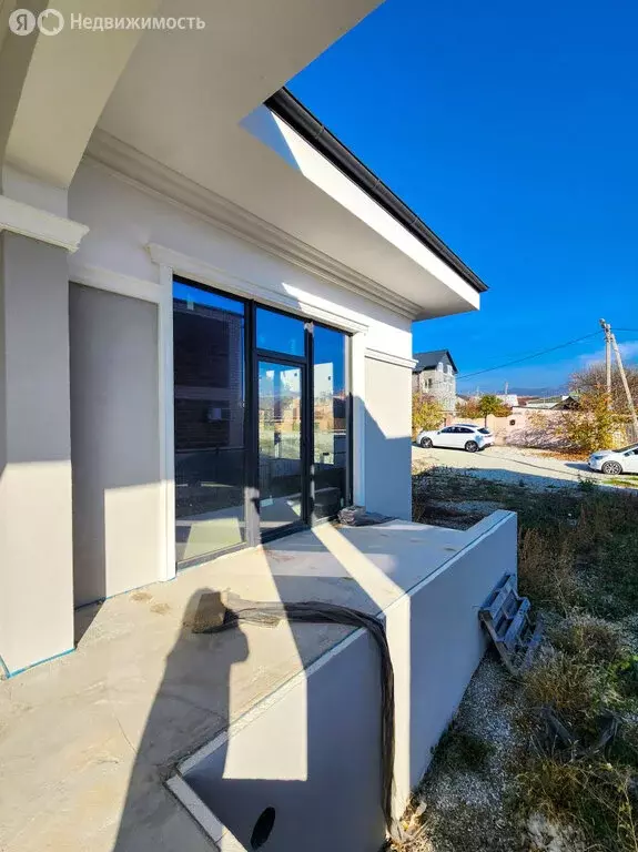 Дом в Геленджик, микрорайон Солнечный, Лабинская улица (115 м) - Фото 1