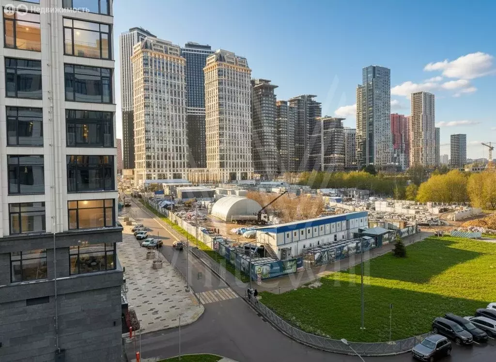 2-комнатная квартира: Москва, улица Сергея Бондарчука, 6 (100 м) - Фото 1