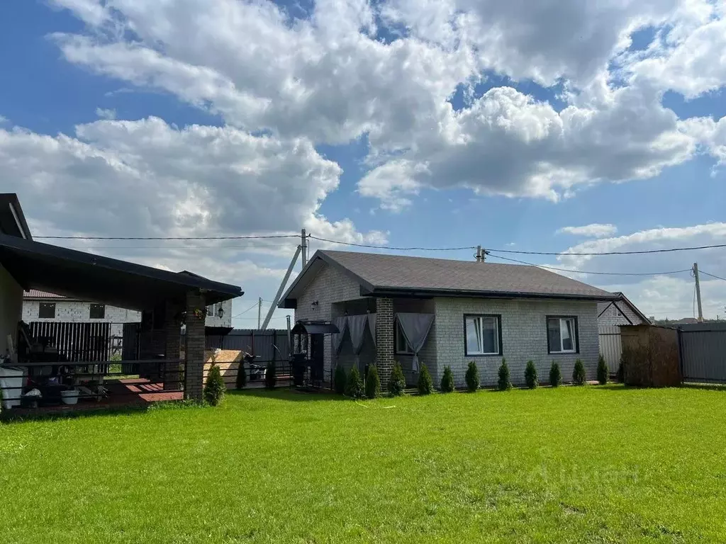 Дом в Московская область, Раменский городской округ, д. Какузево ул. ... - Фото 1