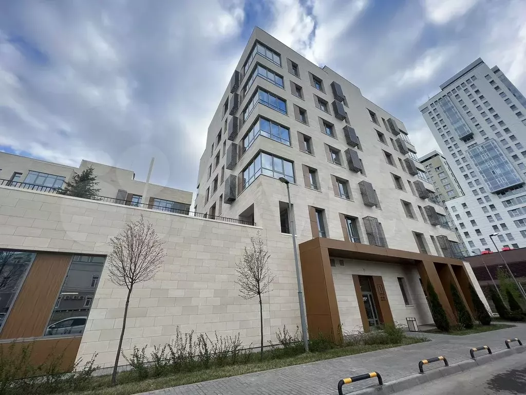 3-к. квартира, 110 м, 6/6 эт. - Фото 1