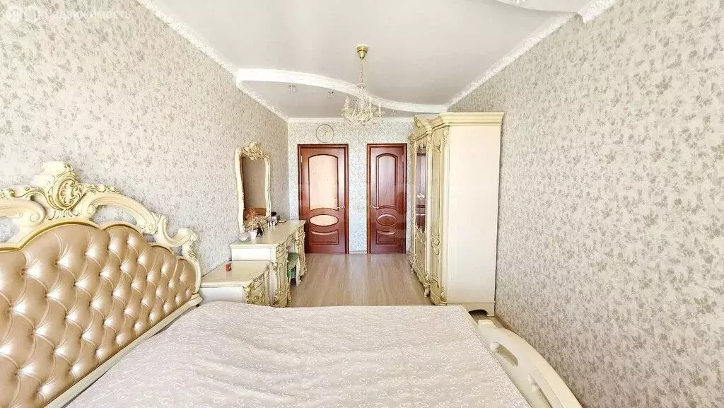 3-комнатная квартира: Якутск, улица Ярославского, 3 (118.3 м) - Фото 1