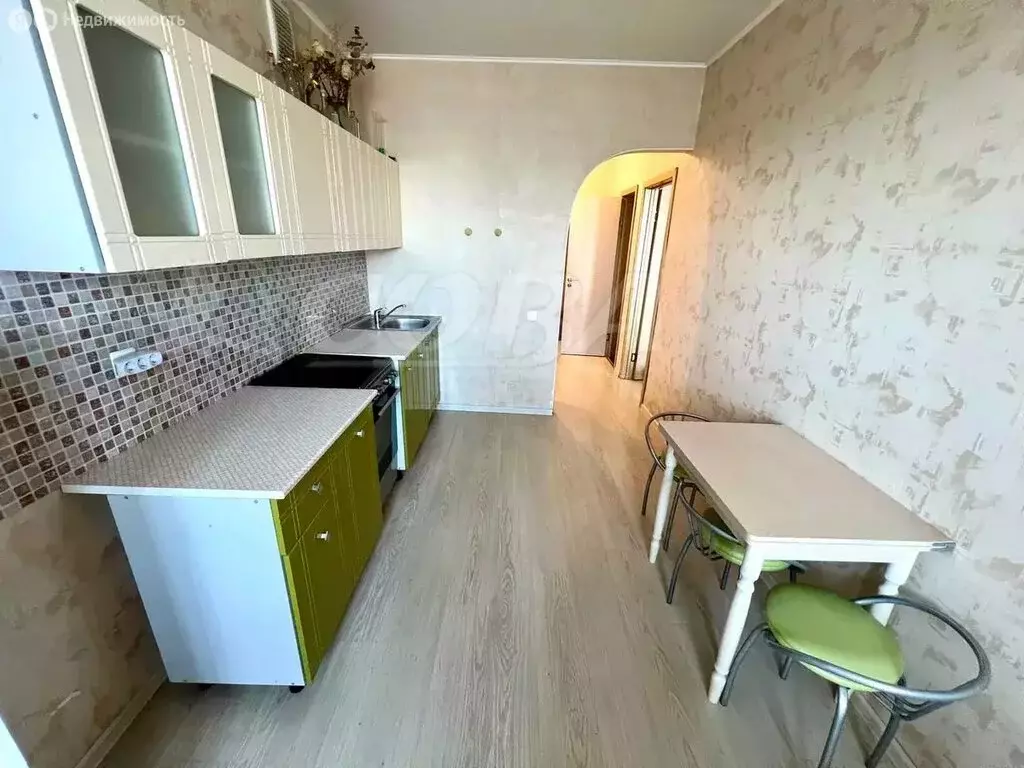 1-комнатная квартира: Тюмень, улица Московский Тракт, 83к2 (40 м) - Фото 0