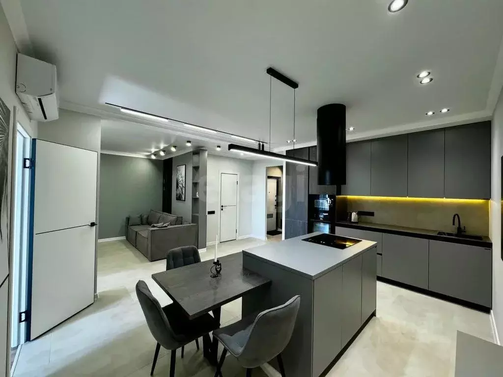 2-к кв. Саратовская область, Саратов ул. Усть-Курдюмская, 29 (69.0 м) - Фото 1